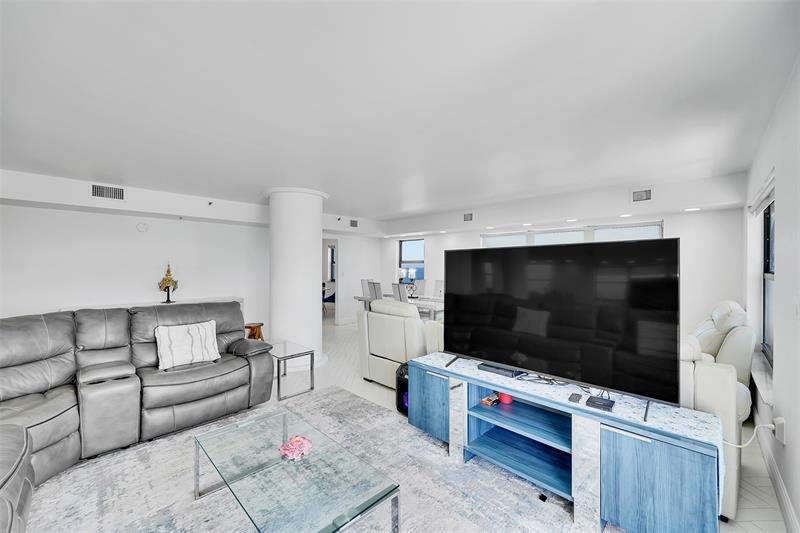 Image 7 of 63 For 1201 Ocean Dr  2301