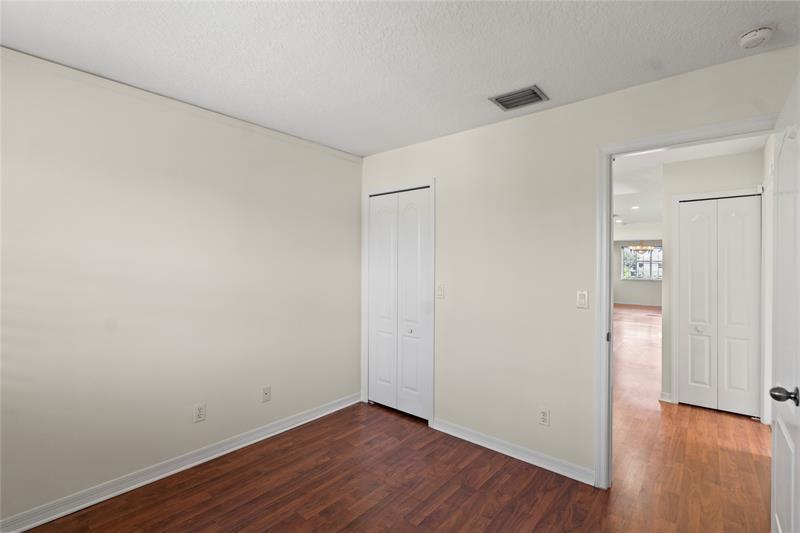 Image 27 of 62 For 12817 26th St