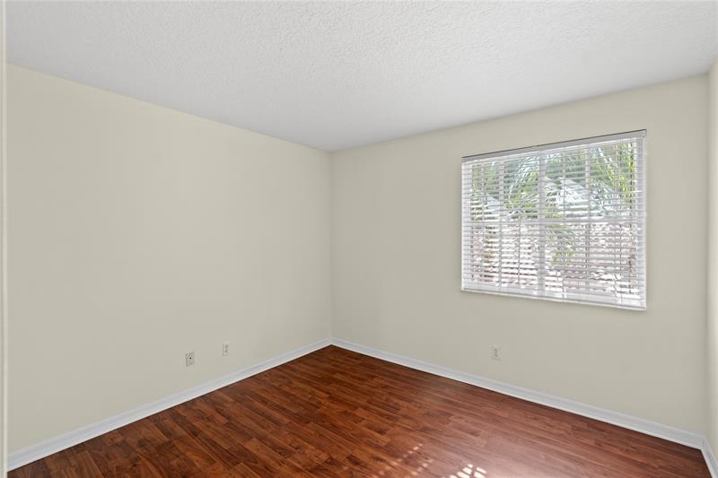 Image 28 of 62 For 12817 26th St