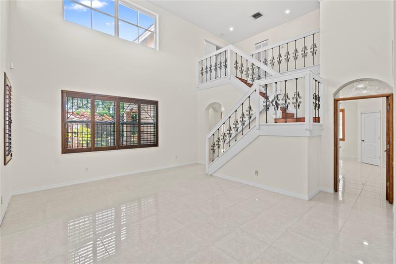 Image 3 of 62 For 12817 26th St