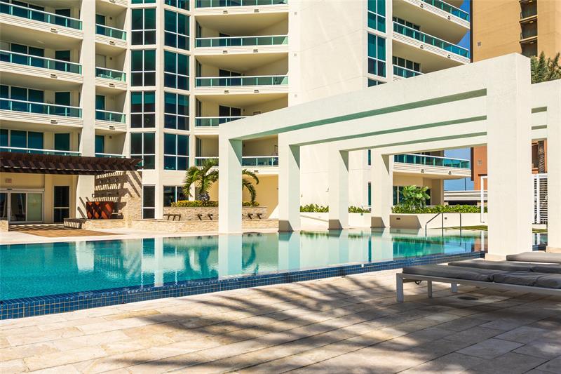 Image 37 of 70 For 101 Fort Lauderdale Beach Blvd  907