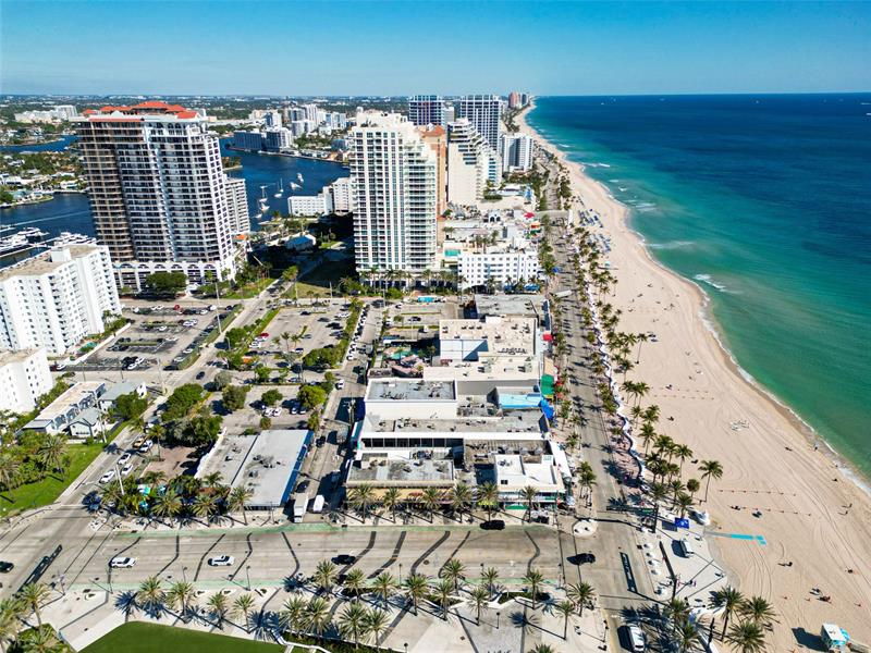 Image 64 of 70 For 101 Fort Lauderdale Beach Blvd  907