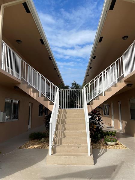 Details for 2753 28th St  9e, Lighthouse Point, FL 33064