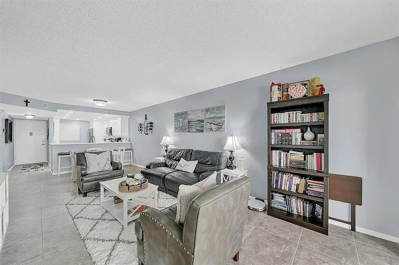 Image 14 of 30 For 9400 Ocean Dr  805