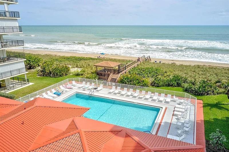 Image 23 of 30 For 9400 Ocean Dr  805