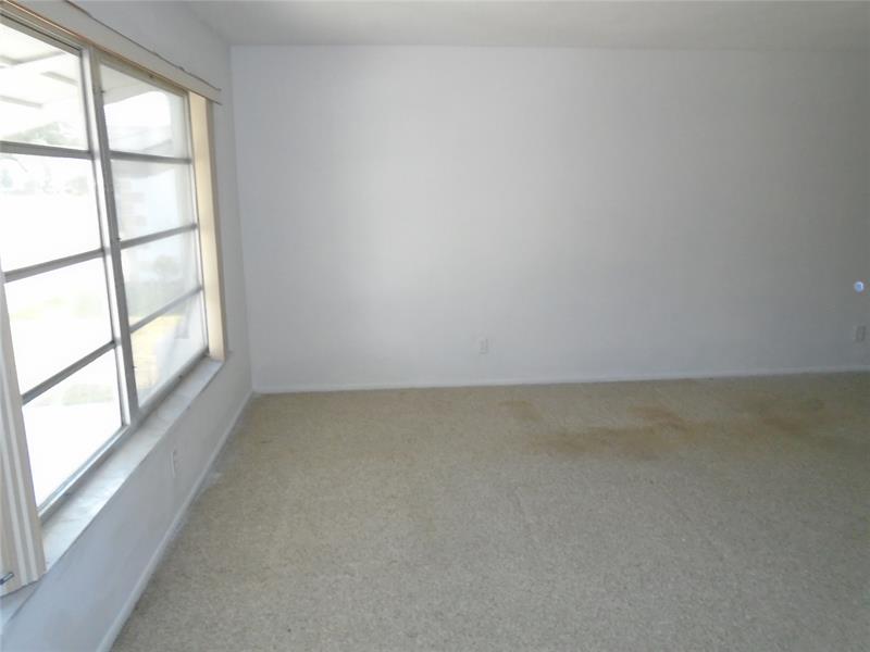 Image 12 of 26 For 2631 Golf Blvd