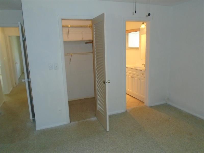 Image 17 of 26 For 2631 Golf Blvd