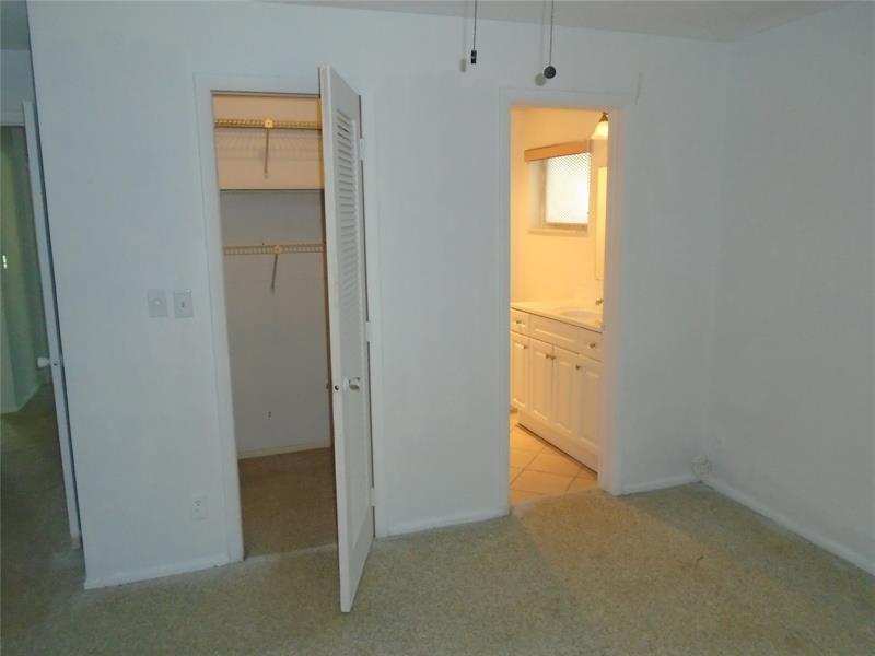 Image 18 of 26 For 2631 Golf Blvd