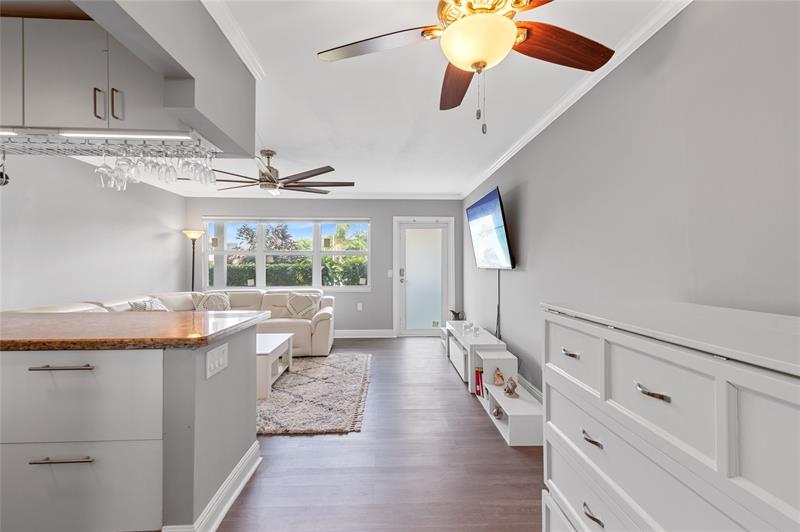 Image 8 of 19 For 309 Oakridge R  309