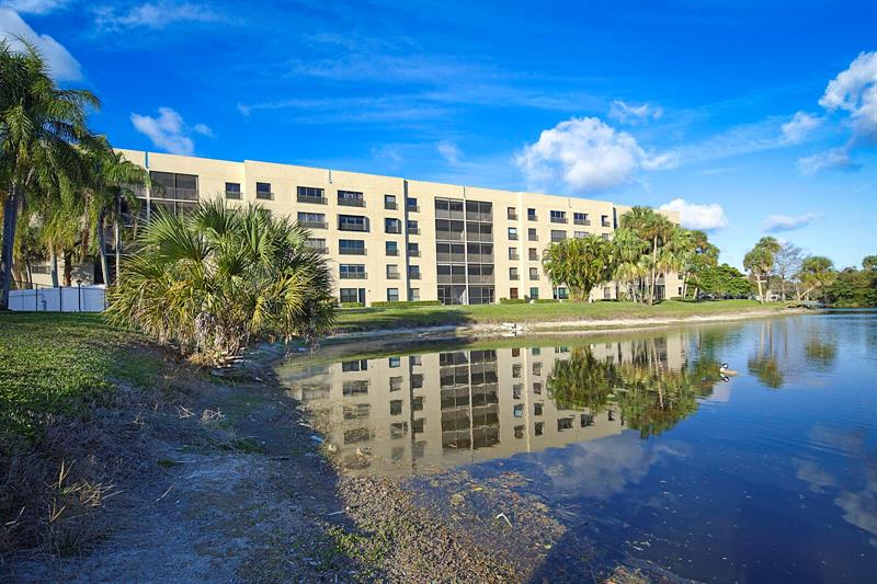 Details for 3000 42nd Avenue  B508, Coconut Creek, FL 33066