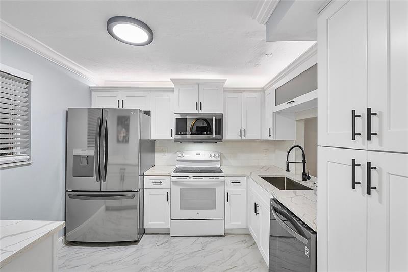 Details for 3955 Nob Hill Rd  404, Sunrise, FL 33351