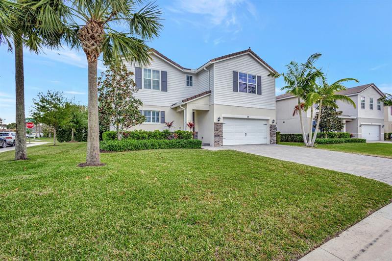 Details for 92 Palmetto Ln, Royal Palm Beach, FL 33411