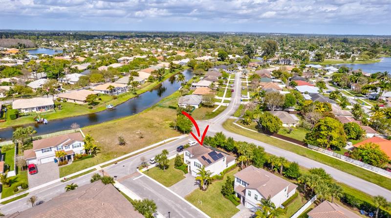 Image 57 of 82 For 92 Palmetto Ln