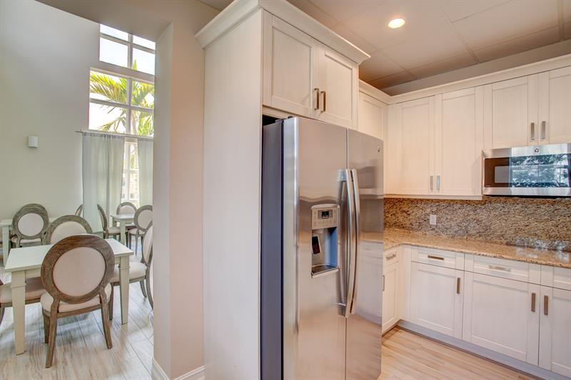 Image 76 of 82 For 92 Palmetto Ln