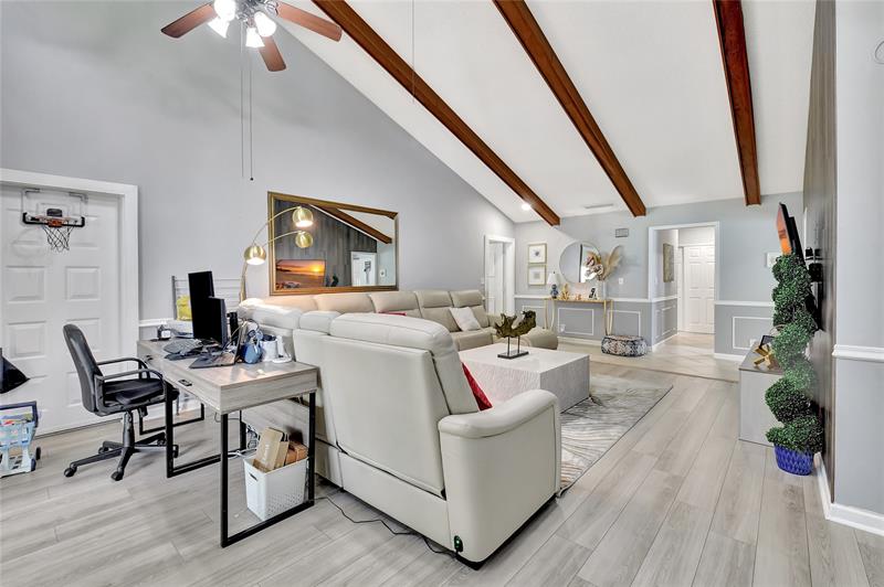 Image 10 of 45 For 6133 Old Court Rd  231