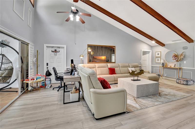 Image 6 of 45 For 6133 Old Court Rd  231