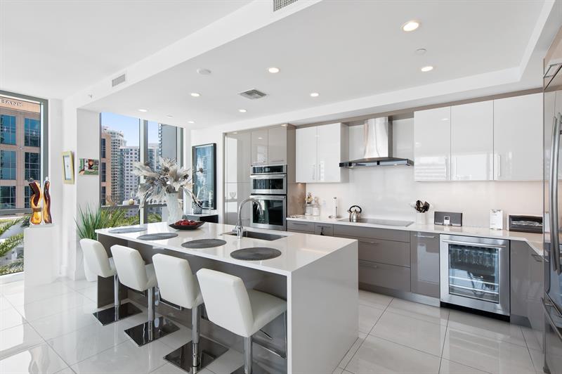 Image 10 of 54 For 100 Las Olas Blvd  1901