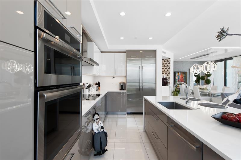Image 12 of 54 For 100 Las Olas Blvd  1901