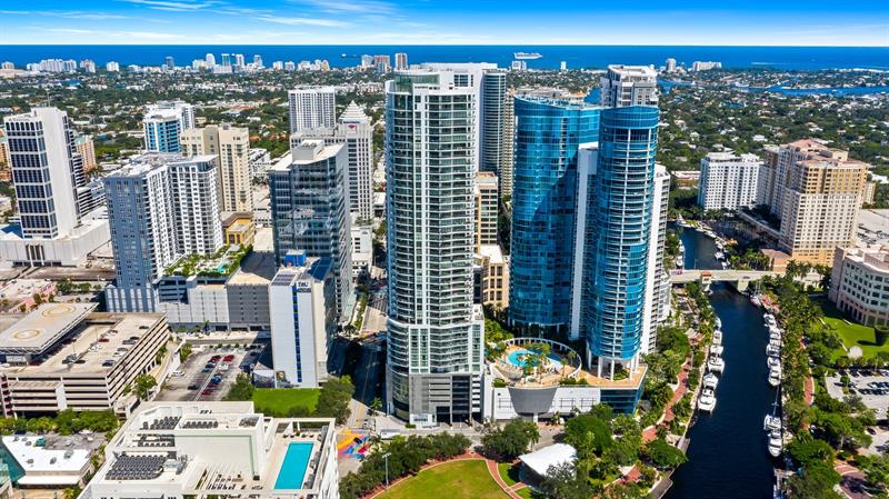 Image 53 of 54 For 100 Las Olas Blvd  1901