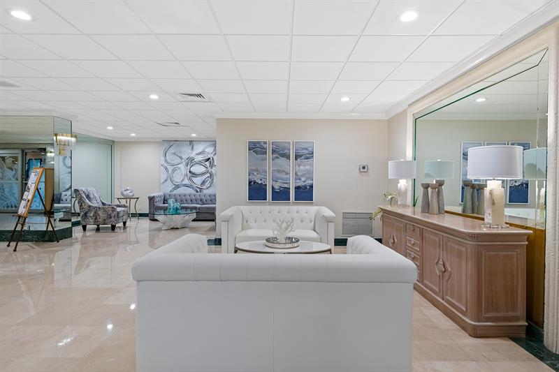 Image 61 of 90 For 3900 Galt Ocean Dr  317