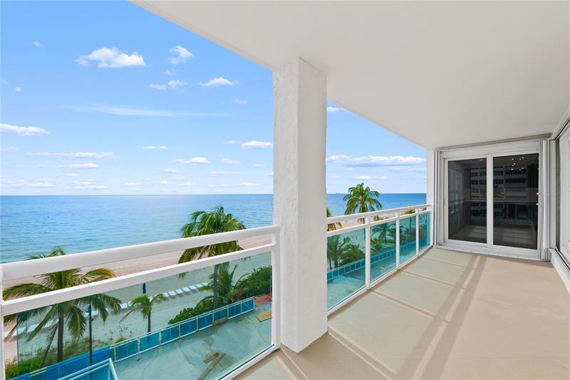 Image 67 of 90 For 3900 Galt Ocean Dr  317