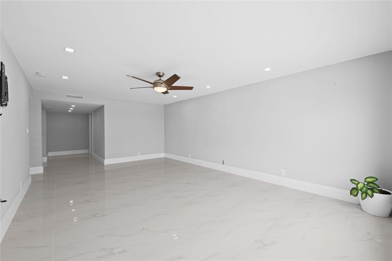 Image 88 of 90 For 3900 Galt Ocean Dr  317
