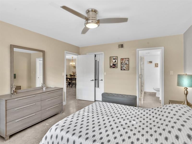 Image 12 of 27 For 8592 Sunrise Blvd  202