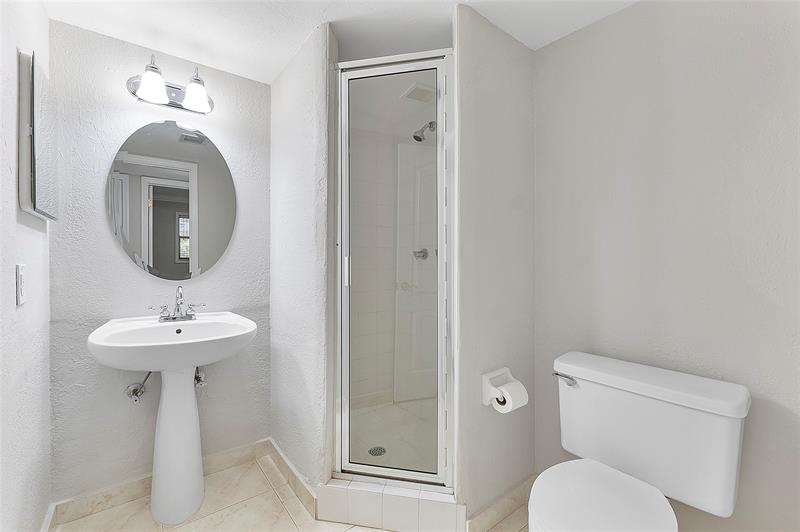 Image 16 of 30 For 1220 3rd St  205