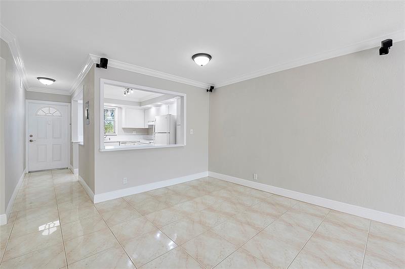 Image 9 of 30 For 1220 3rd St  205