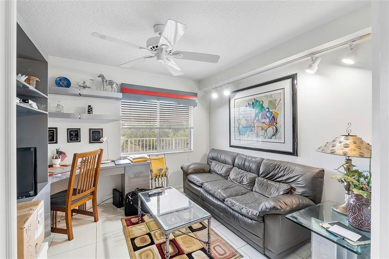 Image 17 of 27 For 5746 Crystal Shores Drive  402