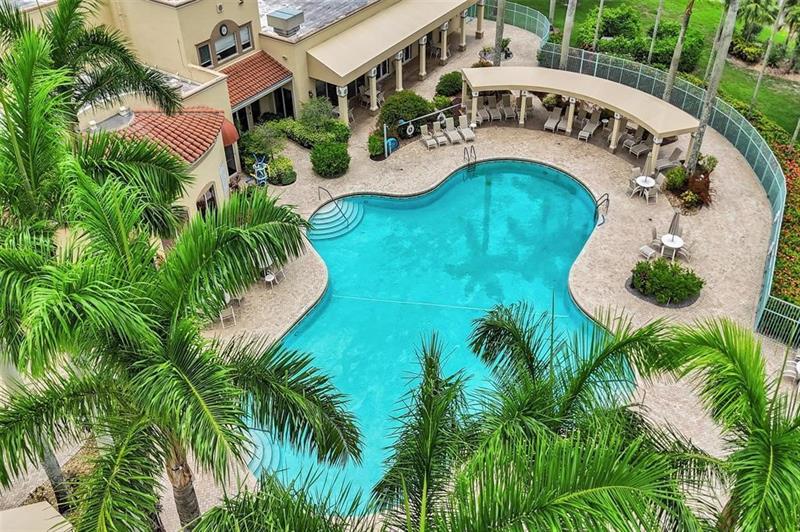Image 4 of 27 For 5746 Crystal Shores Drive  402