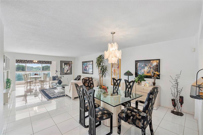 Image 8 of 27 For 5746 Crystal Shores Drive  402
