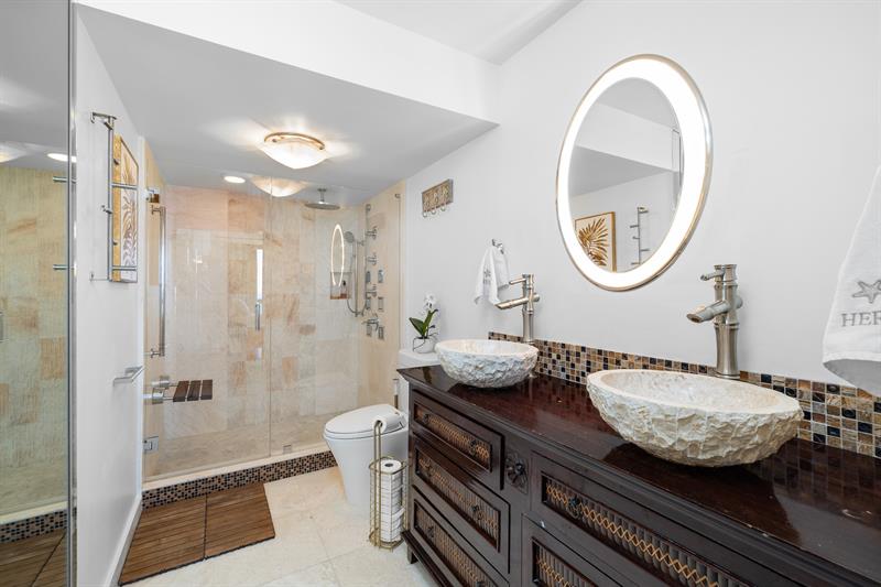 Image 8 of 50 For 510 Ocean Blvd  507