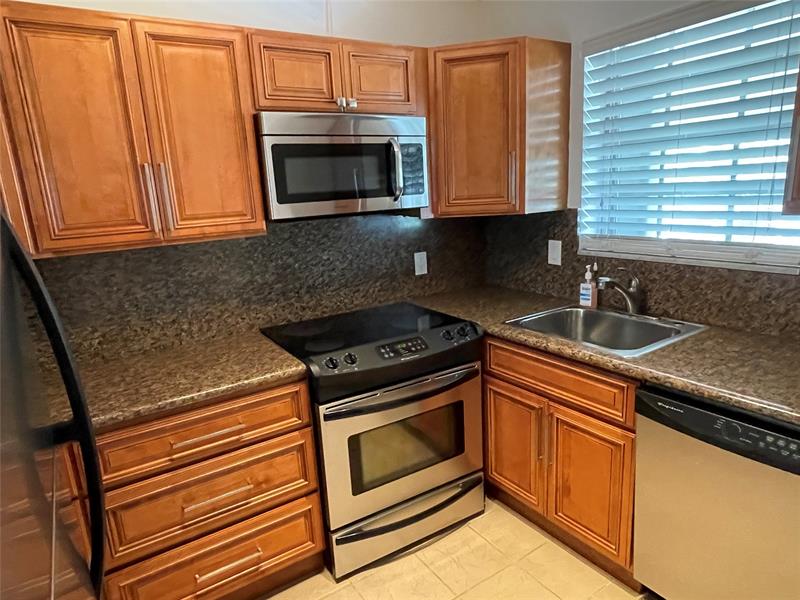 Details for 2050 39th St  N312, Lighthouse Point, FL 33064