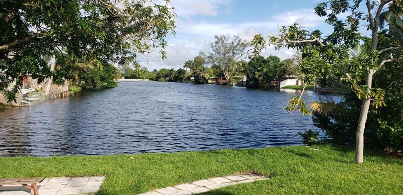 Details for 4916 43rd Ter, Fort Lauderdale, FL 33314