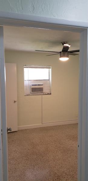 Image 13 of 27 For 4916 43rd Ter