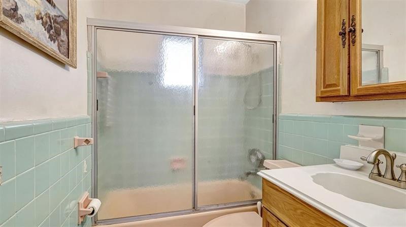 Image 7 of 27 For 4916 43rd Ter