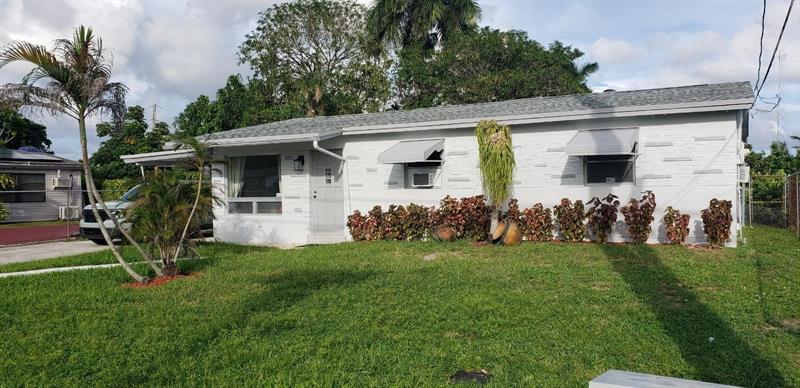 Image 8 of 27 For 4916 43rd Ter