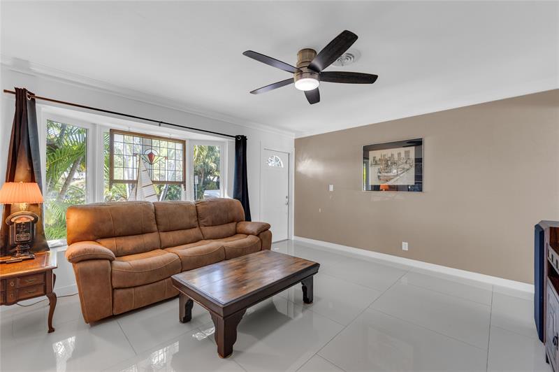Image 9 of 36 For 2021 32nd Ct