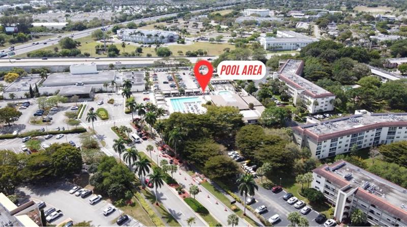 Image 25 of 36 For 4301 Martinique Cir  H2