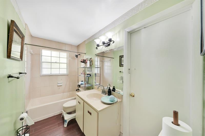 Image 21 of 23 For 3361 101st Ave