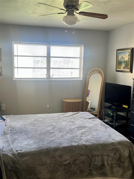 Image 13 of 30 For 6090 64th Ave  307