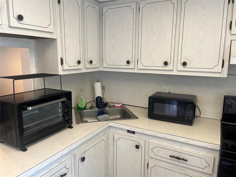 Image 5 of 30 For 6090 64th Ave  307