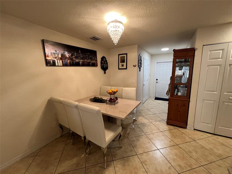 Image 18 of 39 For 22099 Majestic Woods Way