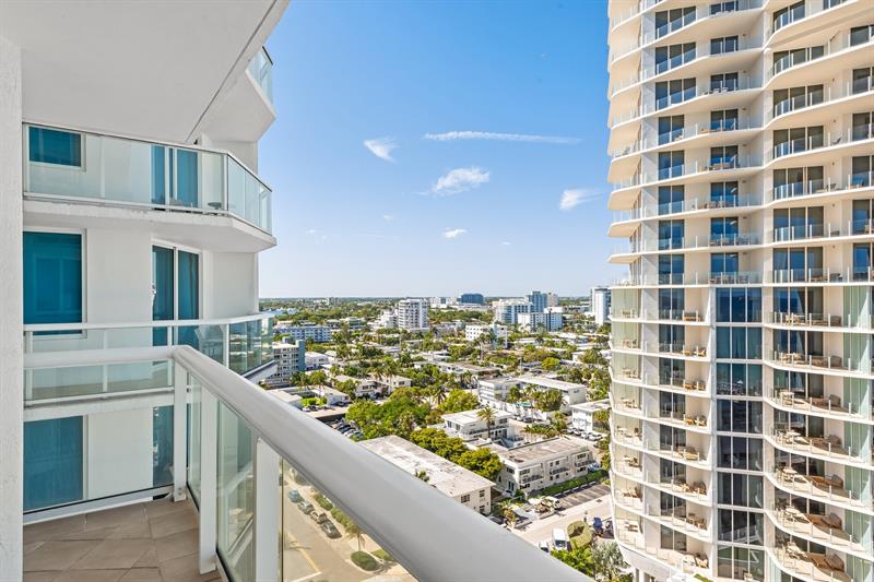 Image 15 of 18 For 505 Fort Lauderdale Bch Blvd  1512