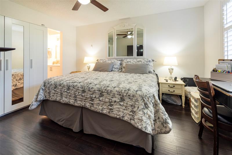 Image 12 of 29 For 2786 104th Ave  309