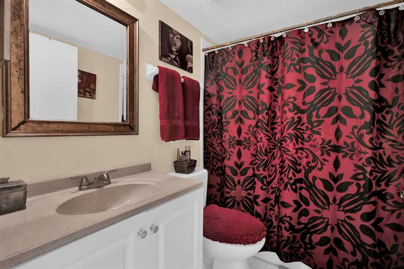 Image 17 of 44 For 3413 44th St  108