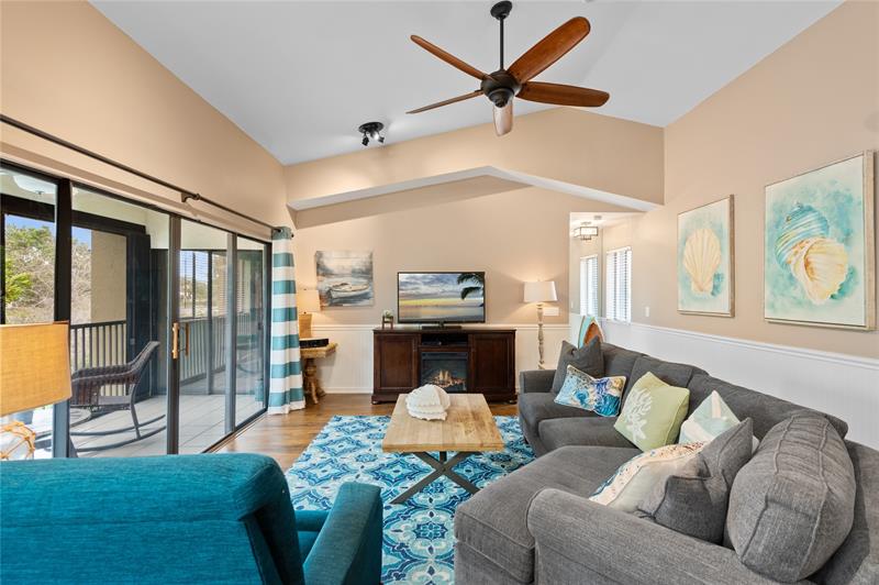 Image 6 of 29 For 10553 10th Ct  D-140