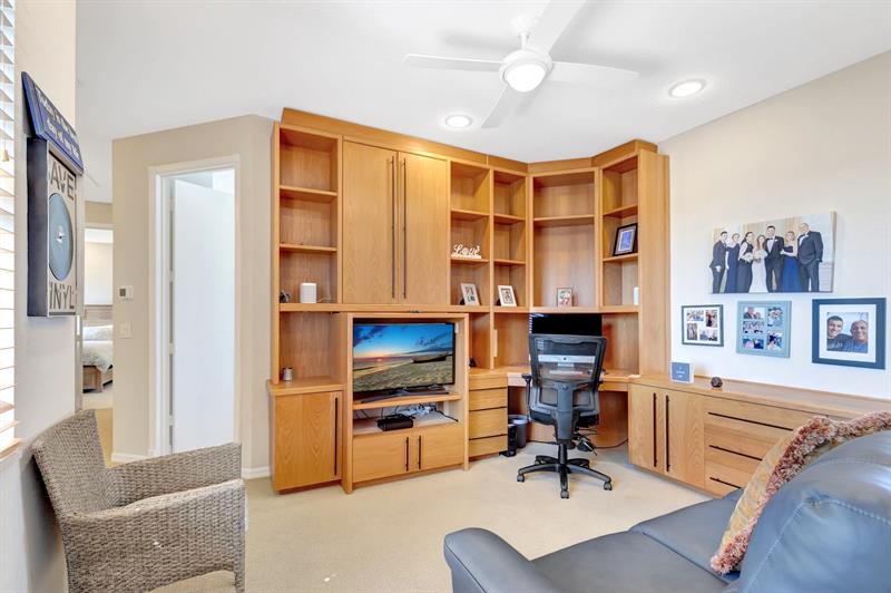 Image 32 of 45 For 150 Sedona Way