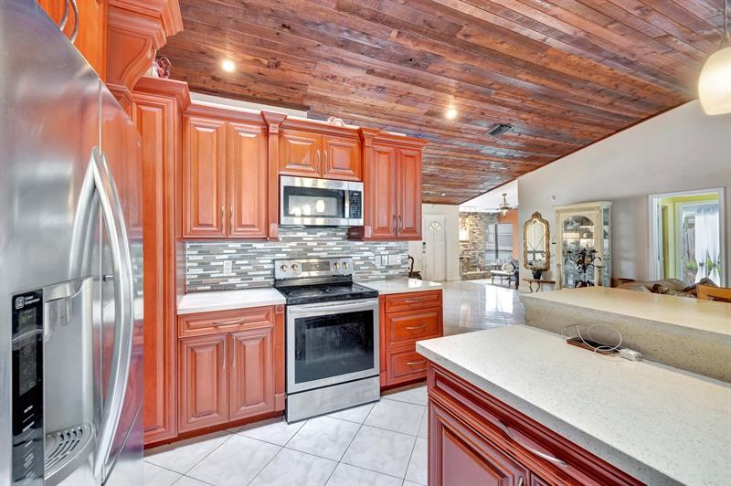 Image 19 of 68 For 5230 73rd Way